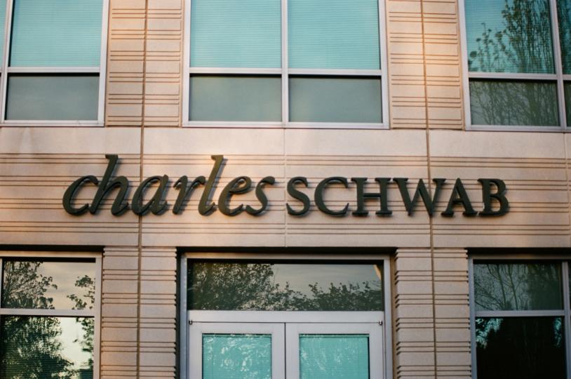 Schwab to join prediction markets race with S&P 500 event-based options: WSJ