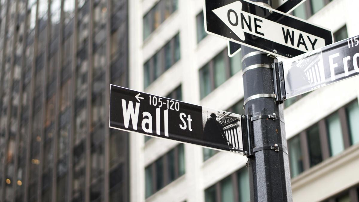 SEC tokenized stock framework faces issuer pushback as Broadcom, Verizon, Nasdaq object listing